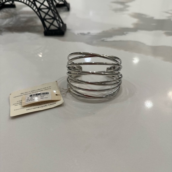 Stunning! Amrita Singh statement cuff bracelet silver tone ! - Picture 1 of 5